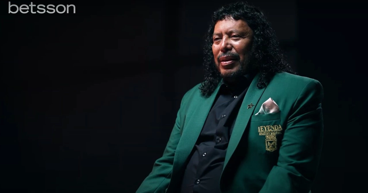 René Higuita comemora 58 anos: Uma vida de paixão pelo futebol e pelo Atlético Nacional